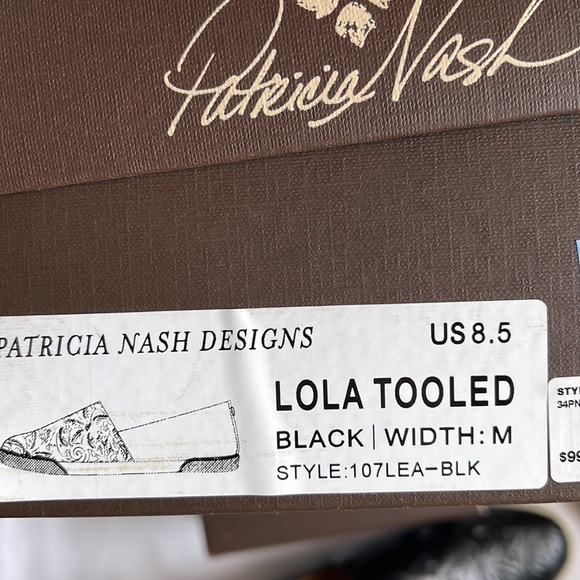 Patricia Nash Women’s Lola Black Tooled Leather Slip On Brand New With box. - Picture 7 of 7